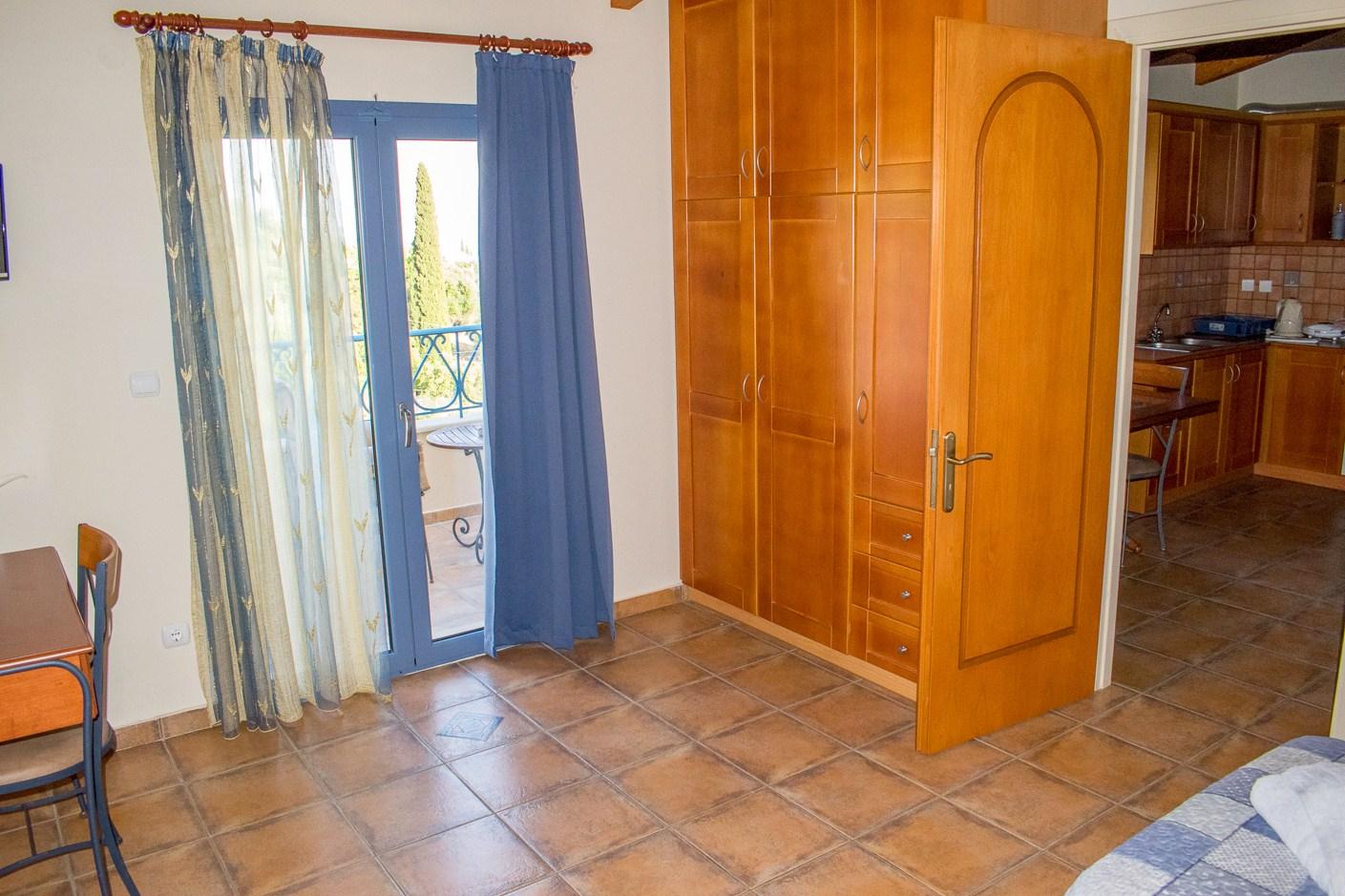 Diana Studios Mousata Exterior photo