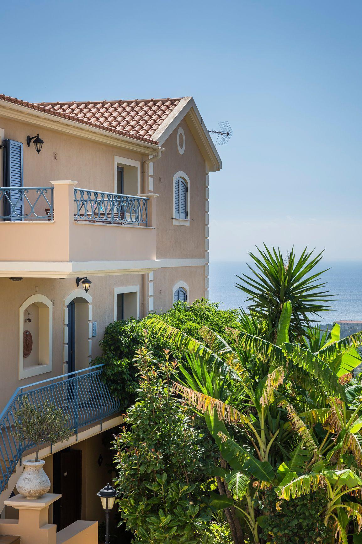 Diana Studios Mousata Exterior photo