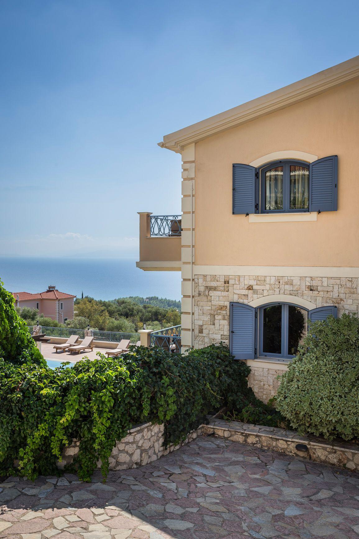 Diana Studios Mousata Exterior photo